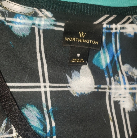 Used blouse - Picture 2 of 2